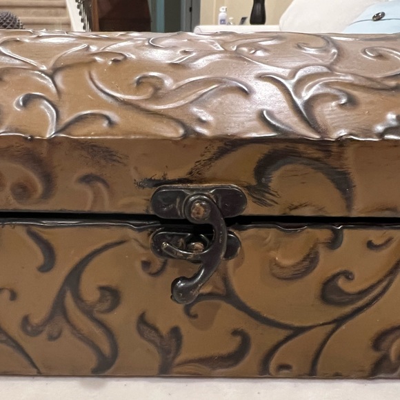 Metal Decorative Box with Domed Lid - Picture 2 of 6